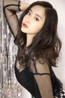 不小心缩小掉进女生的午饭里